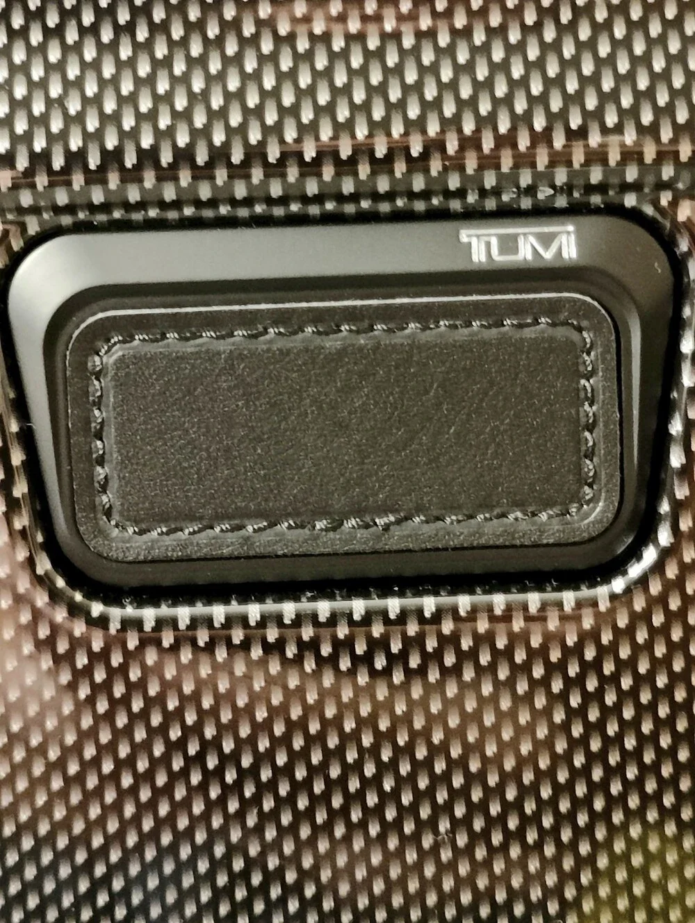 Tumi keep your